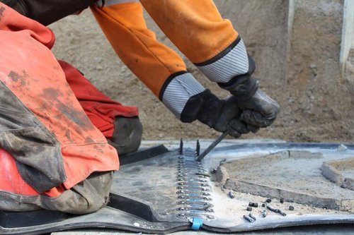 conveyor belt Fastener trimming