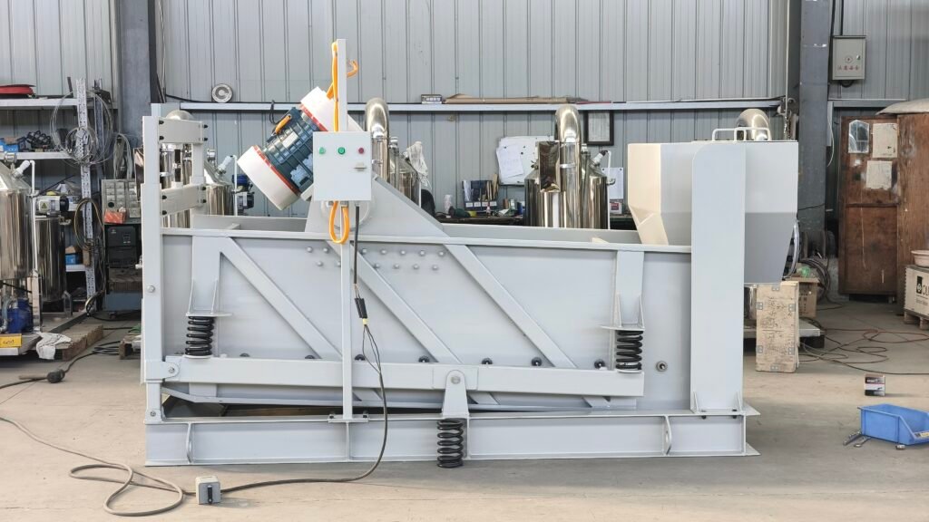 Dewatering vibrating screen details
