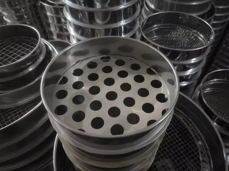 Clean a Mesh Strainer